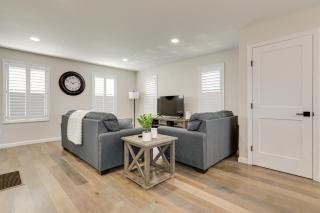 Renovated Family Home on Providence River! - - 9