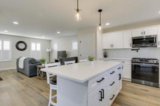 Renovated Family Home on Providence River! - - 3