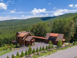 Breezeway Lodge at Eagles Nest - 6