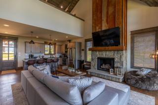 Bella Vista at Eagles Nest - Banner Elk - 3