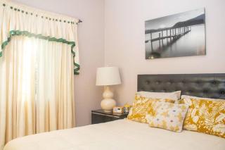 Gorgeous 2-Bed Apartment 3 in St Johns cosy - Belmont - 3