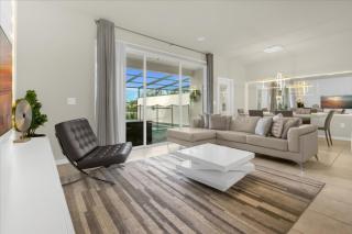 5 Bedroom- 4 Bathroom Solterra 7561 Os - Davenport - 8