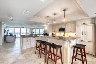 New Smyrna Beachfront Modern Condo - New Smyrna Beach - 4