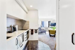 1BR with Stunning Harbour Views - Netflix - WiFi - 2