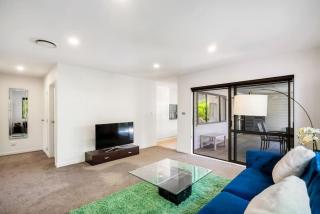 Forest View Apartment with Parking and Garden - 4