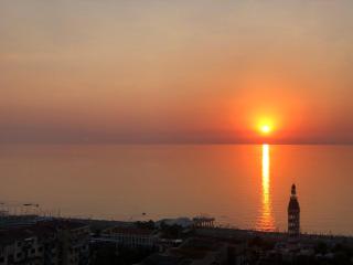 ORBI APARTMENTS с прекрасным видом на город и море - Batumi - 3