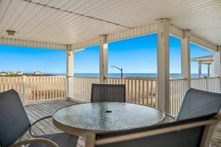 A1A By Oak Island Accommodations - 8