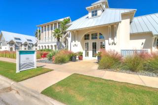 Sun-drenched on Sundew - Port Aransas - 1