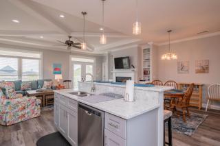 Pappys Place by Oak Island Accommodations - Oak Island - 2