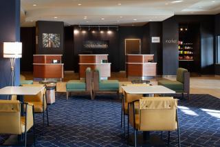 Courtyard by Marriott Newark Silicon Valley - Newark - 1