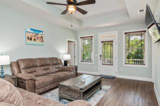 Pawsitively Paradise by Oak Island Accommodations - Oak Island - 4