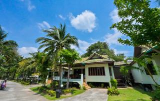 Poowadee resort - Hua Thanon Beach - 0
