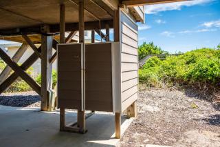 Linger Longer by Oak Island Accommodations - Caswell Beach - 2