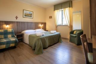 Hotel La Tavola Rotonda - Asís - 9
