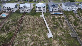 Surviving Stress by Oak Island Accommodations - Caswell Beach - 5