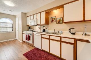 Branson Condo 1 Mi to Dolly Partons Stampede! - 1