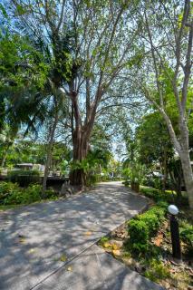 Poowadee resort - Hua Thanon Beach - 1