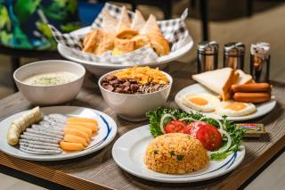 Holiday Inn Express Bangkok Sukhumvit 11 by IHG - 8