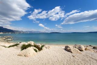 Apartments with parking spaces Kastel Stafilic, Kastela - 20802 - 7