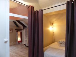 Gîte 6 pers avec piscine, terrasse et parc, idéal randos et détente - FR-1-489-436 - Arfeuilles - 6