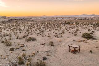 By Park Entrance, Hot Tub, Stars, Private ܍ WKNDR - Twentynine Palms - 8