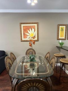 3 Bedrooms 2 Bathrooms Lucaya Village 9-103 - 8