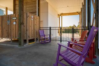 A Pawsitive Attitude by Oak Island Accommodations - Oak Island - 4