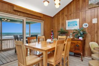 A Pirate's Paradise by Oak Island Accommodations - Oak Island - 6
