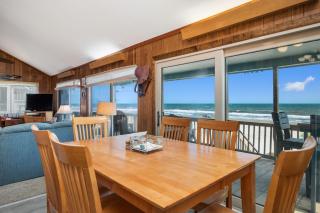 A Pirate's Paradise by Oak Island Accommodations - Oak Island - 2
