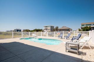 A Sea View Cottage by Oak Island Accommodations - Oak Island - 9