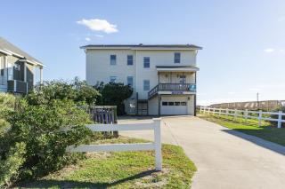 Sandy Toes and Salty Kisses - Oak Island - 9