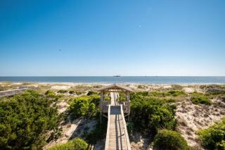 Katie Lou's Place by Oak Island Accommodations - Caswell Beach - 5