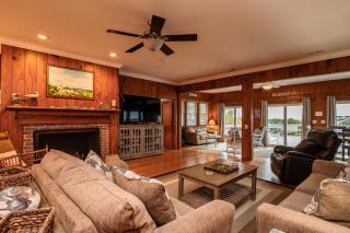 Just A Beach Cottage by Oak Island Accommodations - Caswell Beach - 3