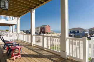 The Treasure Chest by Oak Island Accommodations - Oak Island - 4