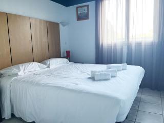 Appartement 301 avec deux chambres - LES SUITES DE ROBINSON - Résidence avec piscine en bord de Siagne, à Mandelieu-La-Napoule - Mandelieu La Napoule - 8