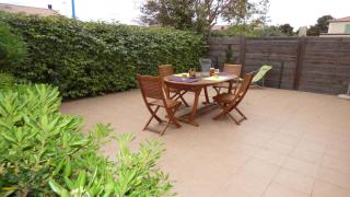 Villa T4, jardin, piscine collective, parking - 0