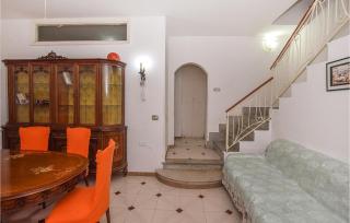 4 Bedroom Nice Home In Ischia - Ischia - 1