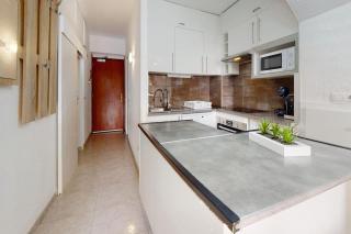 Appartement 60 M2,piscine, commerce - Roses - 2