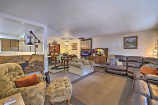 Rustic Western Home Walk to Winchester Lake! - 7