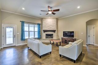 Secluded Krum Home with Patio and Gas Grill! - Krum - 9