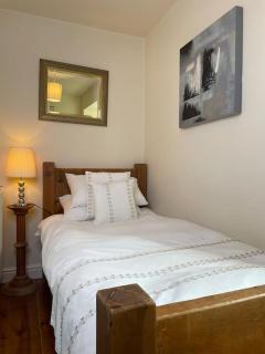 Daisy Cottage - Keighley - 1