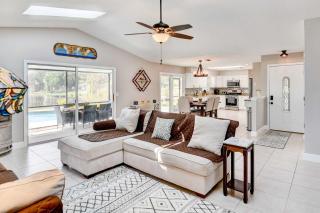 Screened Porch Waterfront Home in Deltona! - Deltona - 8