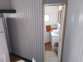 Appartement 1er étage centre bourg - 8