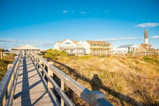 Caswell Cabana by Oak Island Accommodations - Caswell Beach - 4