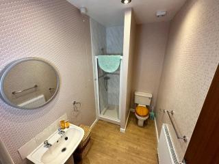 Spacious one bedroom apartment in central location - 6