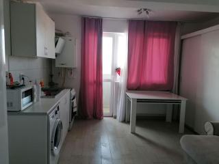 A (cozy) place like HOME - Bucarest - 4
