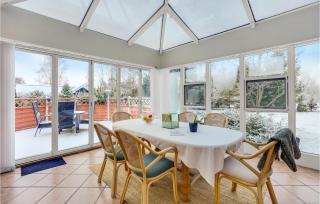 Stunning Home In Ørsted With Wifi - 8