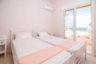 Villa Regina - Luxury and Comfort - Lakhania - 3