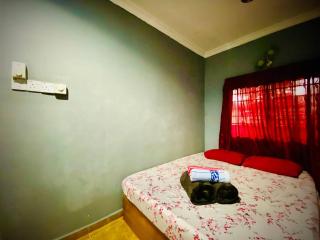 NABILA HOMESTAY - Pantai Cenang - 5