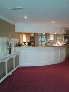 Percy French Hotel - Strokestown - 6